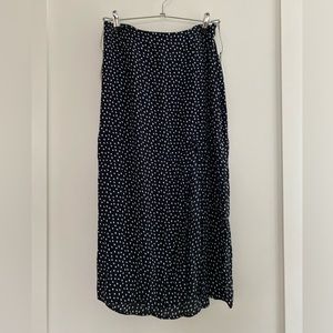 Abercrombie Navy and White Dot Slit Midi Skirt